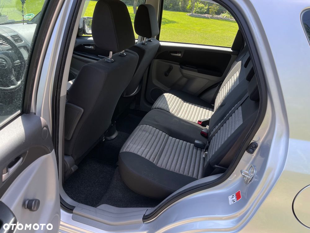 Suzuki SX4 - 11