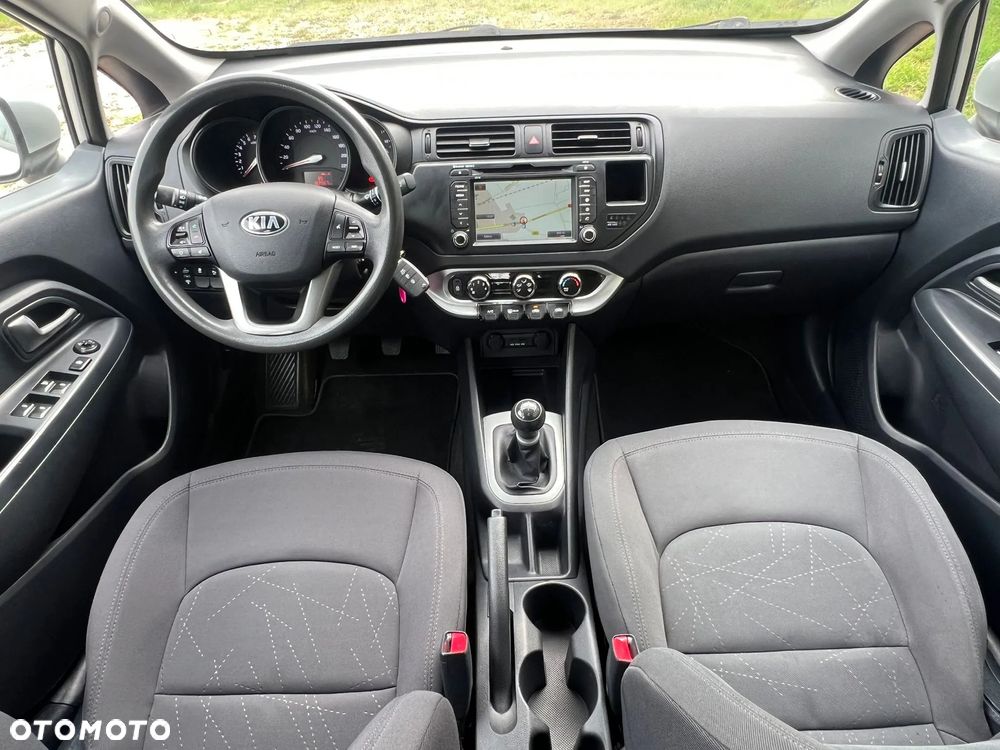 Kia Rio 1.2 Dream Team Edition - 19