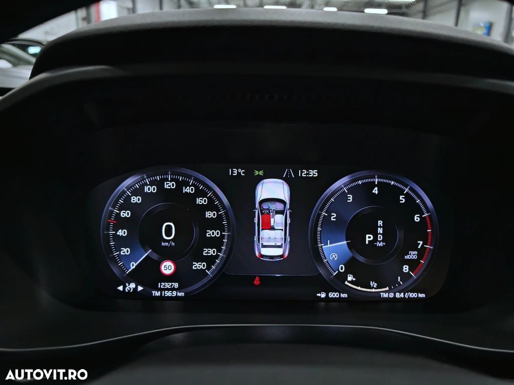 Volvo XC 40 T2 AT8 Momentum - 21