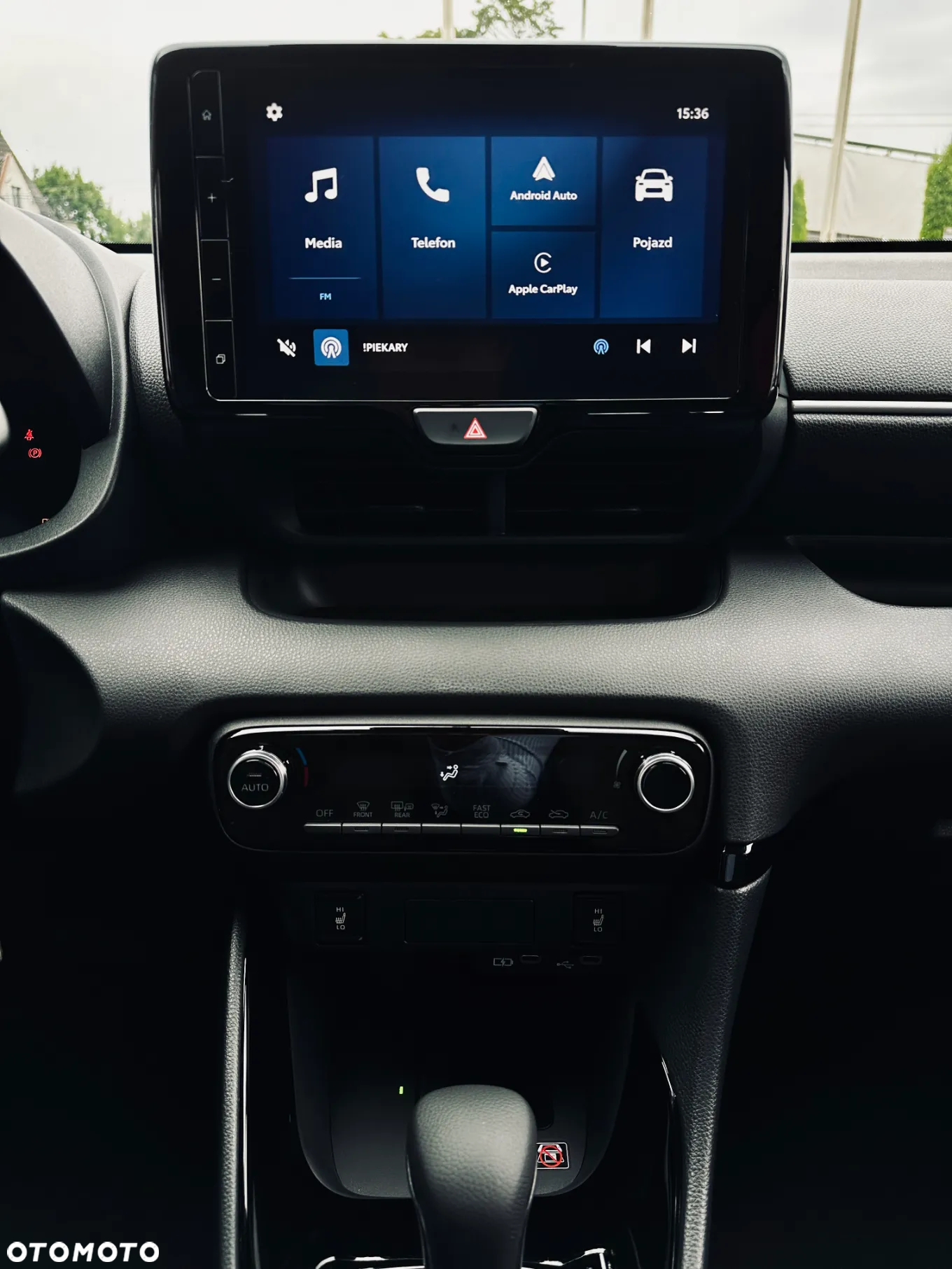 Toyota Yaris Hybrid 1.5 Style - 22