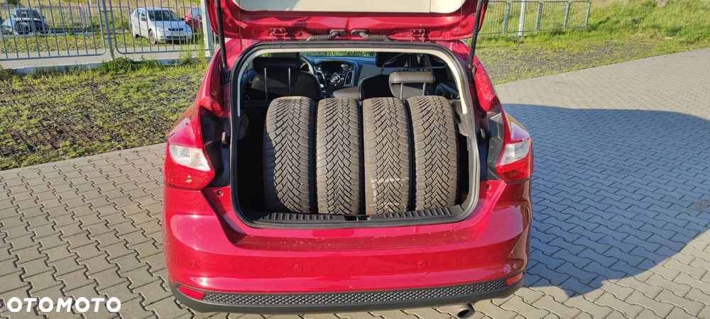 Ford Focus 1.6 EcoBoost Titanium - 16