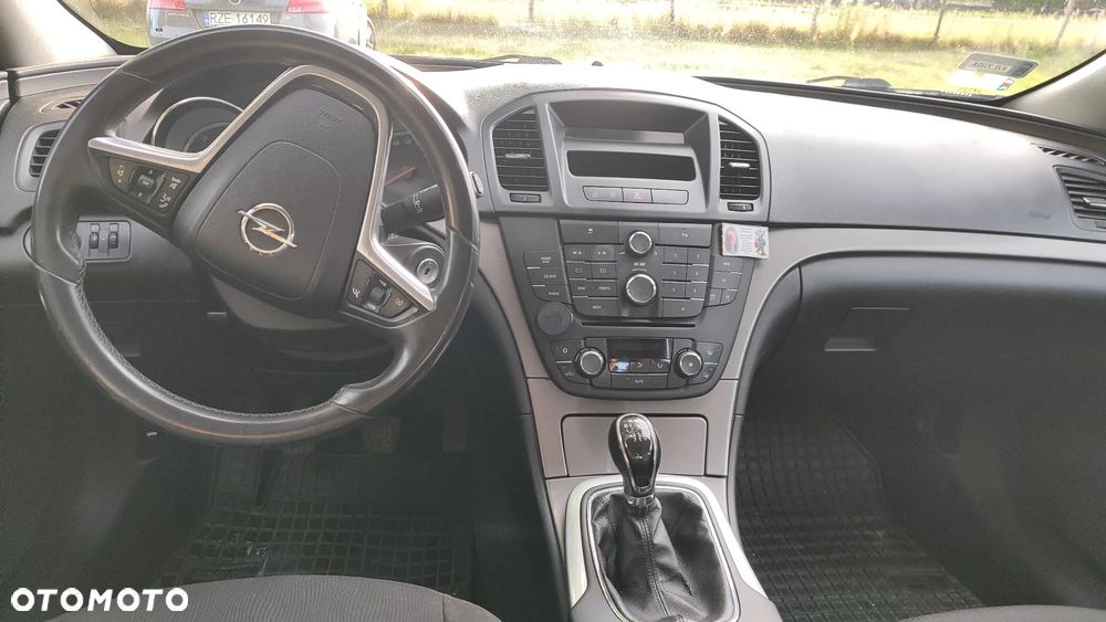 Opel Insignia - 13