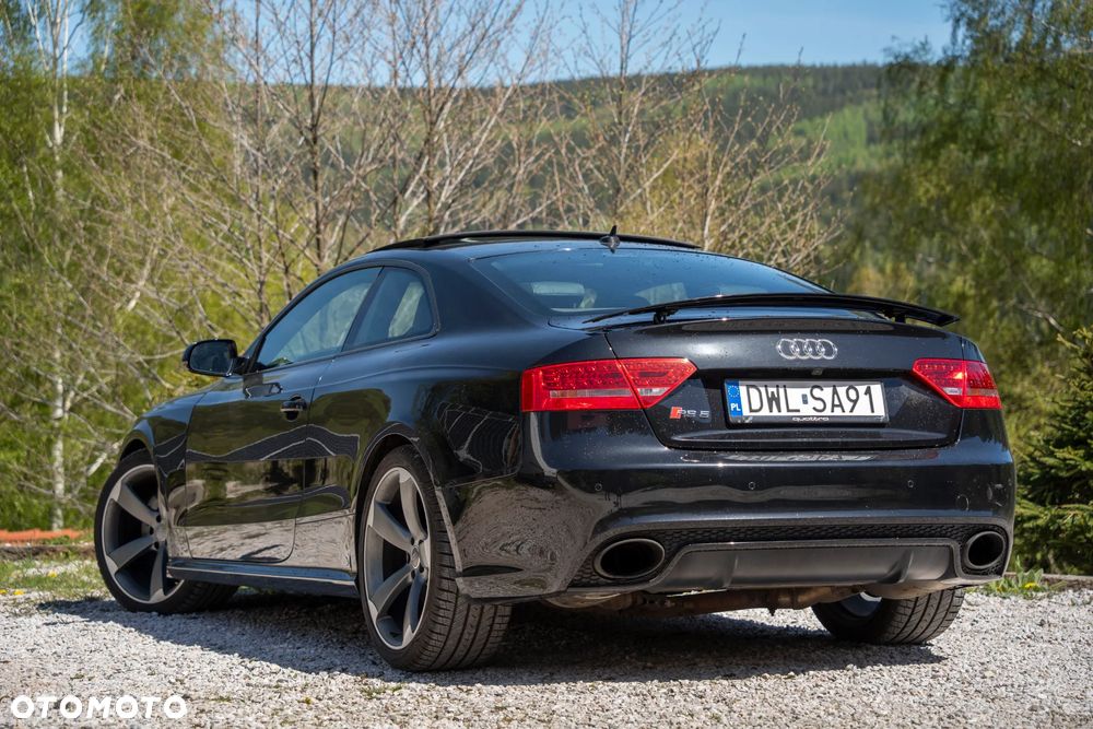 Audi RS5 Coupé Standard - 13