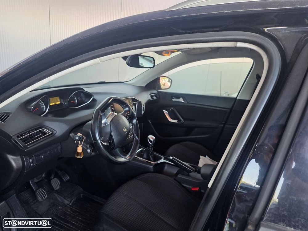 Peugeot 308 SW 1.5 BlueHDi Style - 10