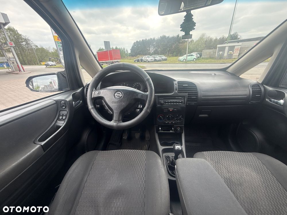 Opel Zafira 2.0 DTI Edition - 24