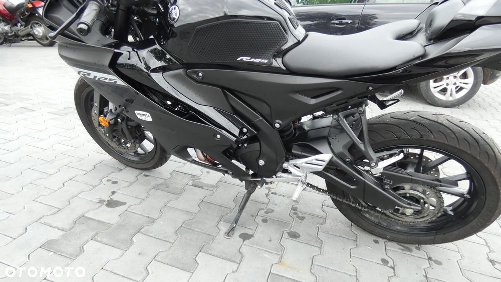 Yamaha YZF - 7