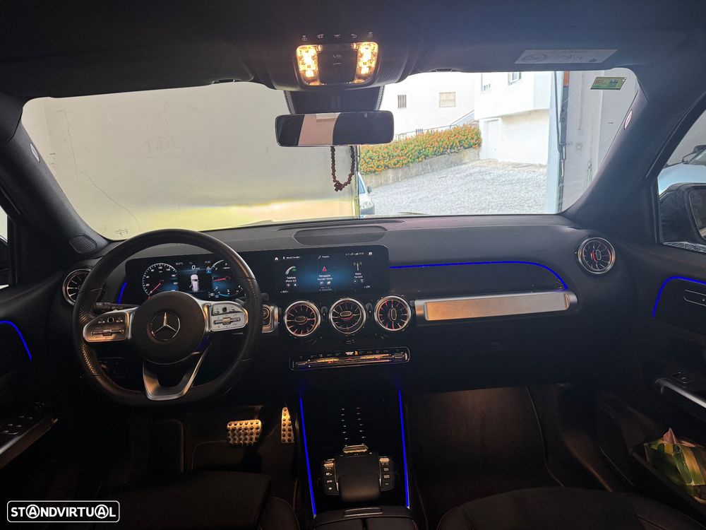 Mercedes-Benz GLB 200 - 24
