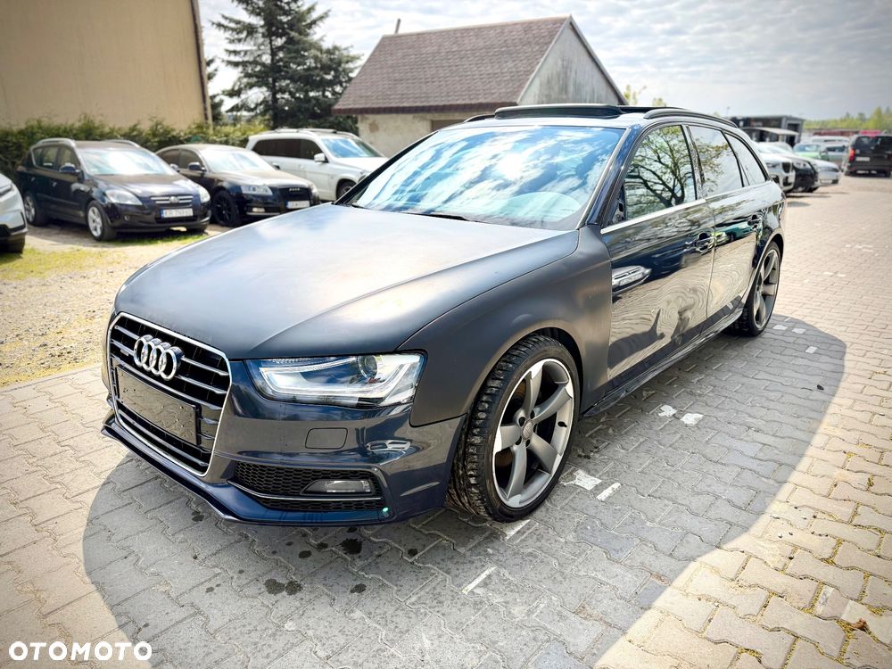 Audi A4 Avant 2.0 TDI DPF quattro S line Sportpaket - 2
