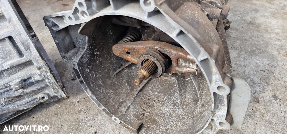 Cutie Viteze BMW Seria 1 F20 1.6 Benzina an 2012 cod GS6-17AG - 4