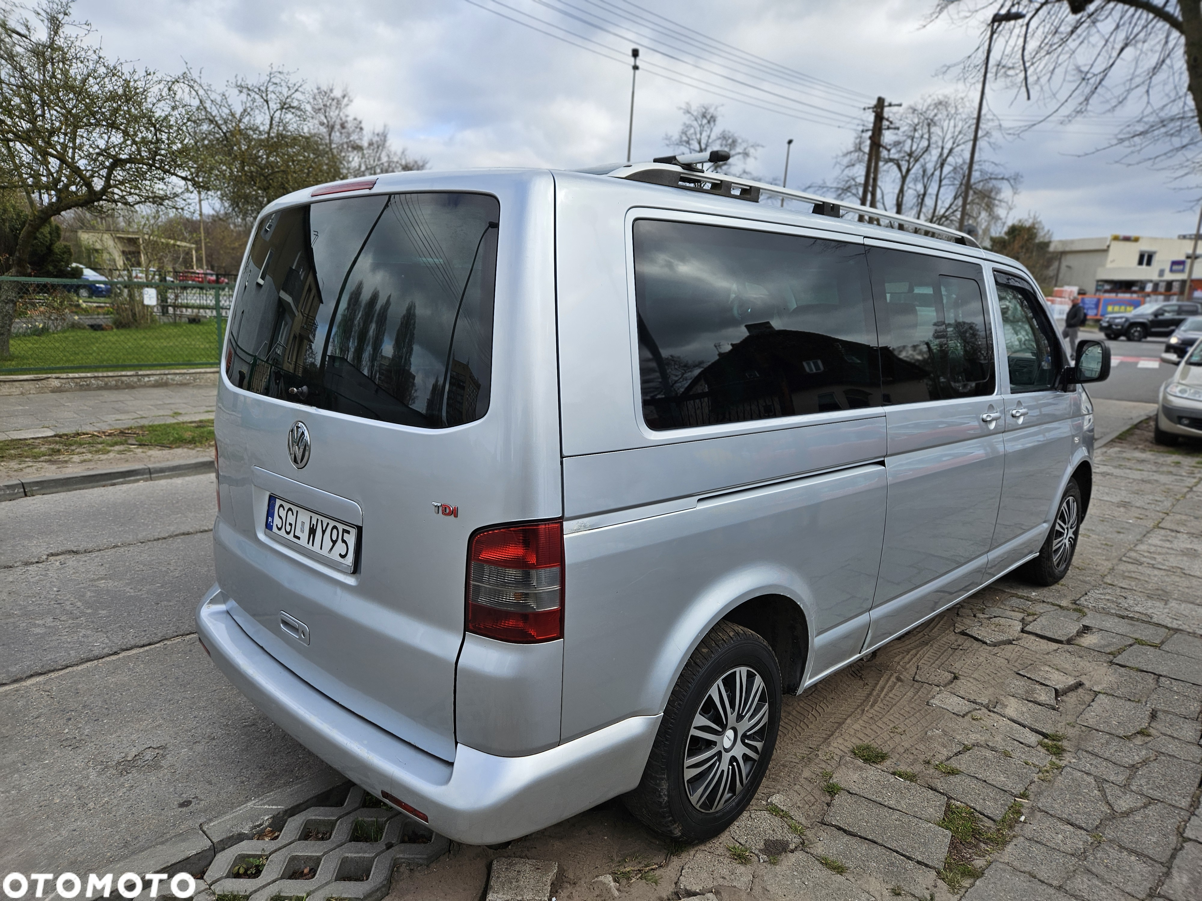 Volkswagen Caravelle TDI L1 Comfortline - 6