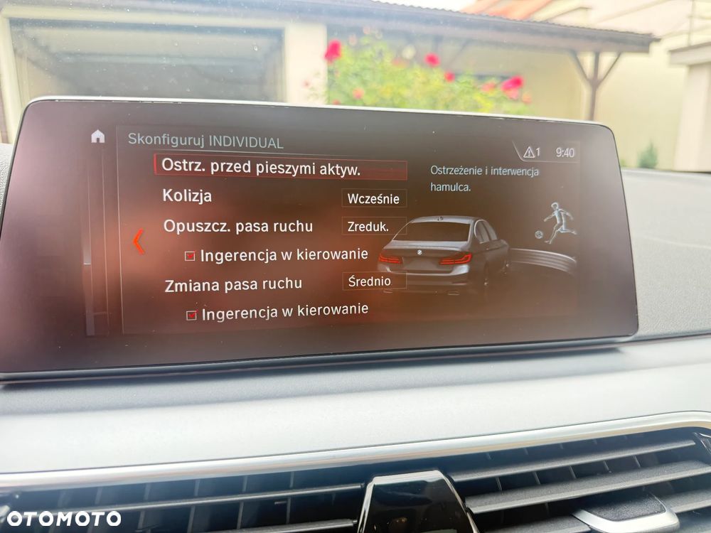BMW Seria 5 525d Sport Line - 30
