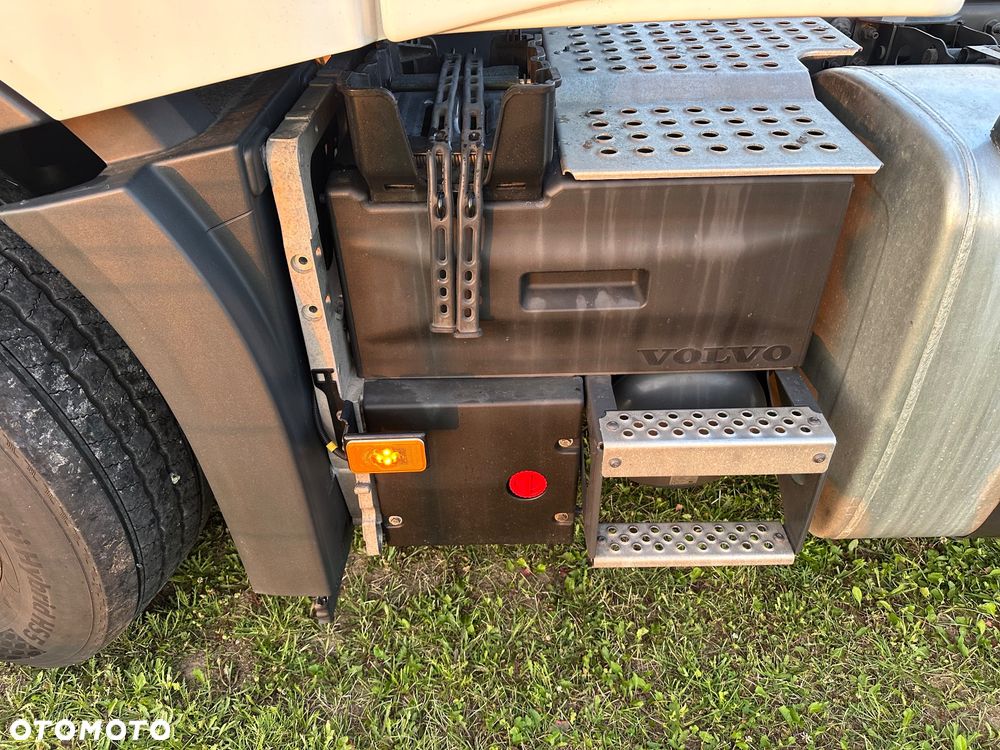 Volvo FH 460 Bez i Save Globetrotter z Niemiec - 11