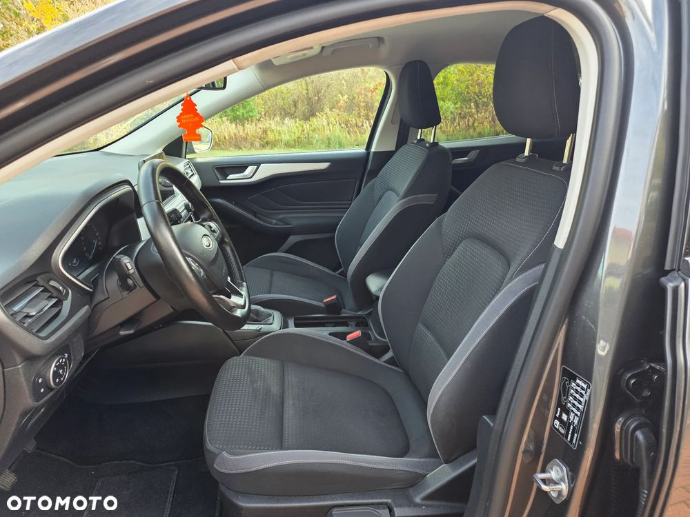 Ford Focus 2019 photo 3