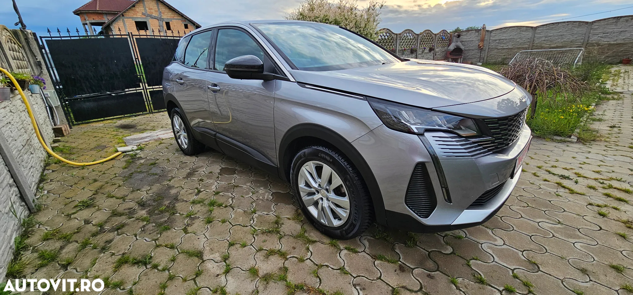 Peugeot 3008 1.2 PureTech 130 EAT8 Active Pack - 38