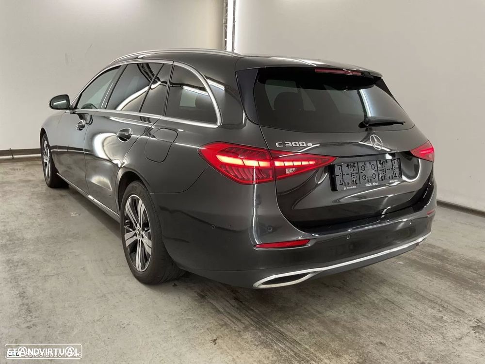Mercedes-Benz C 300 e Avantgarde - 5