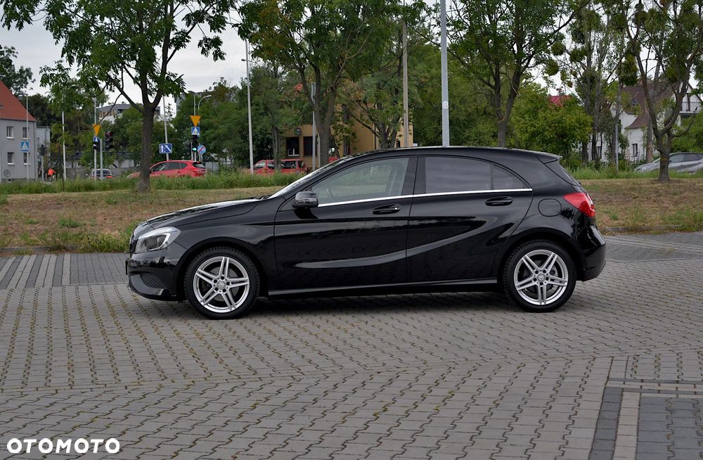 Mercedes-Benz Klasa A 180 BlueEfficiency Edition Style - 3