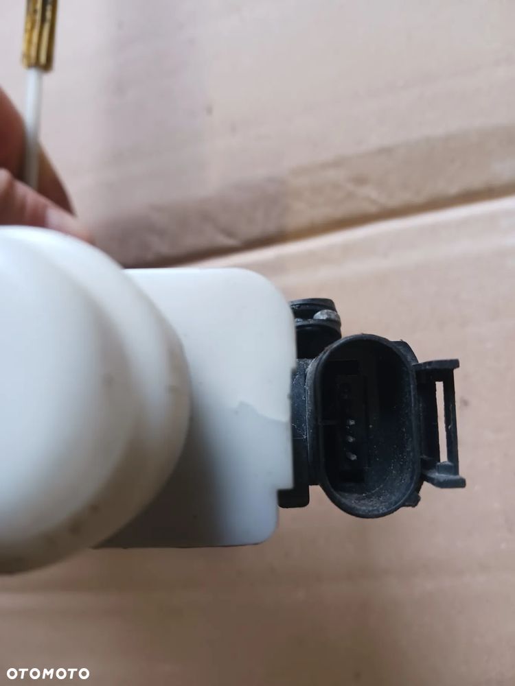 Zamek drzwi lewy przód przedni prawy Audi A3 8L 3D 5D prawy lewy przód tył przedni tylny tylni - 4