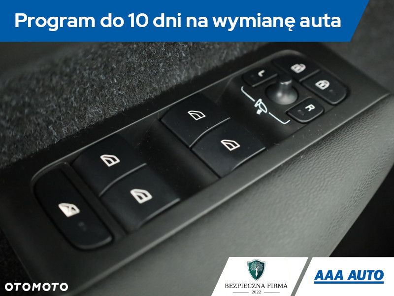Volvo XC 40 - 19