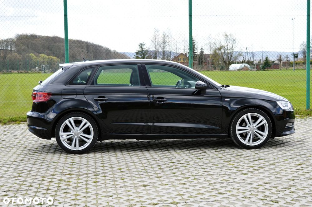Audi A3 Sportback - 18