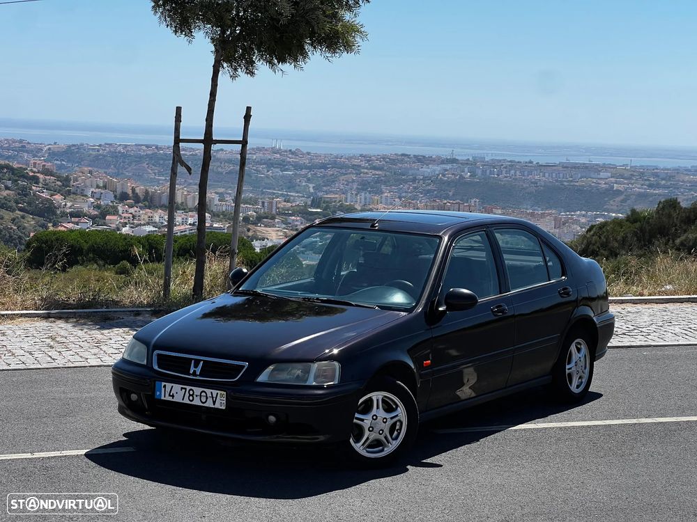 Honda Civic 1.5i LS - 1