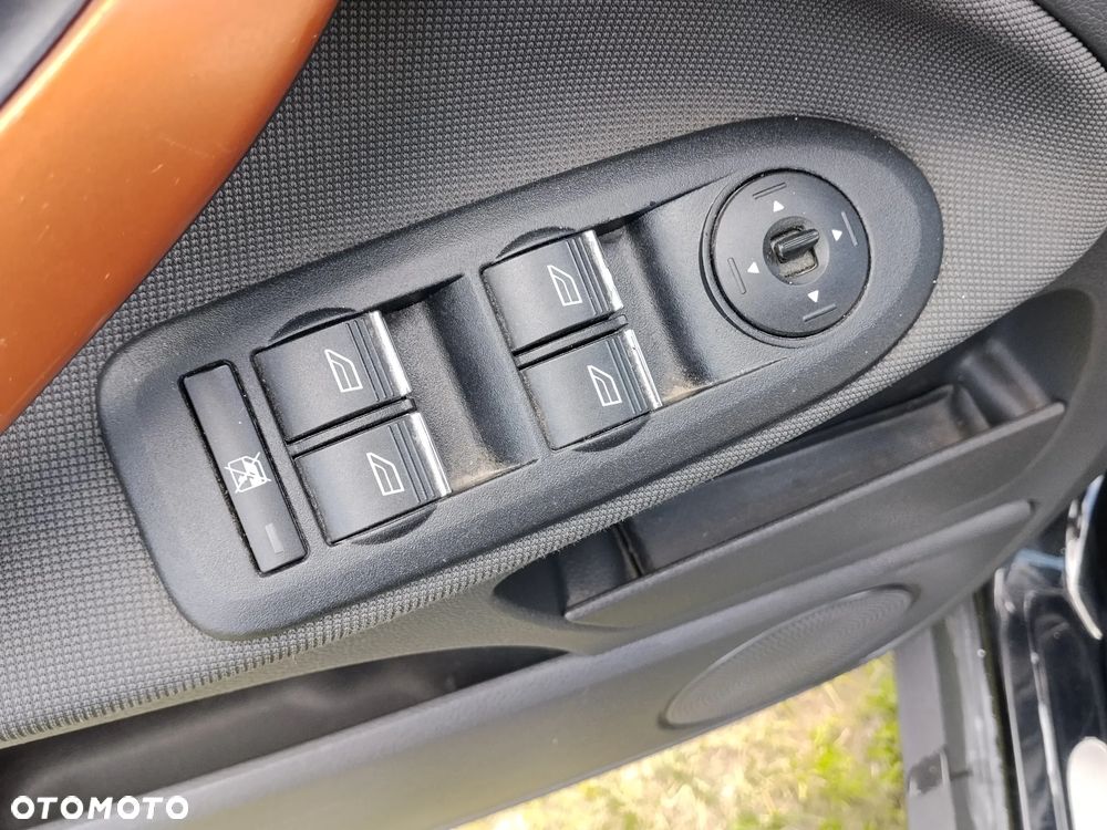 Ford Kuga 2.0 TDCi Titanium - 22