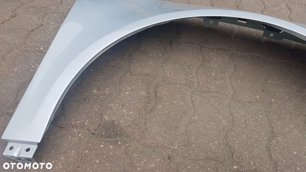 Błotnik przód prawy VW PASSAT B6  kod koloru LA7W PROMOCJA - 4