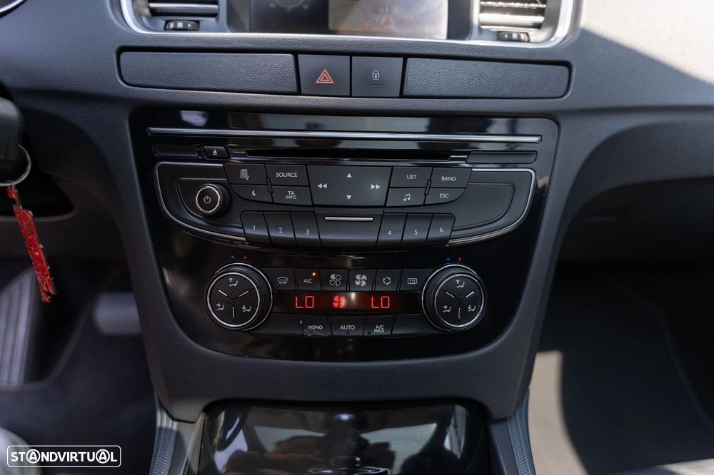Peugeot 508 SW 1.6 e-HDi Allure CMP6 - 16