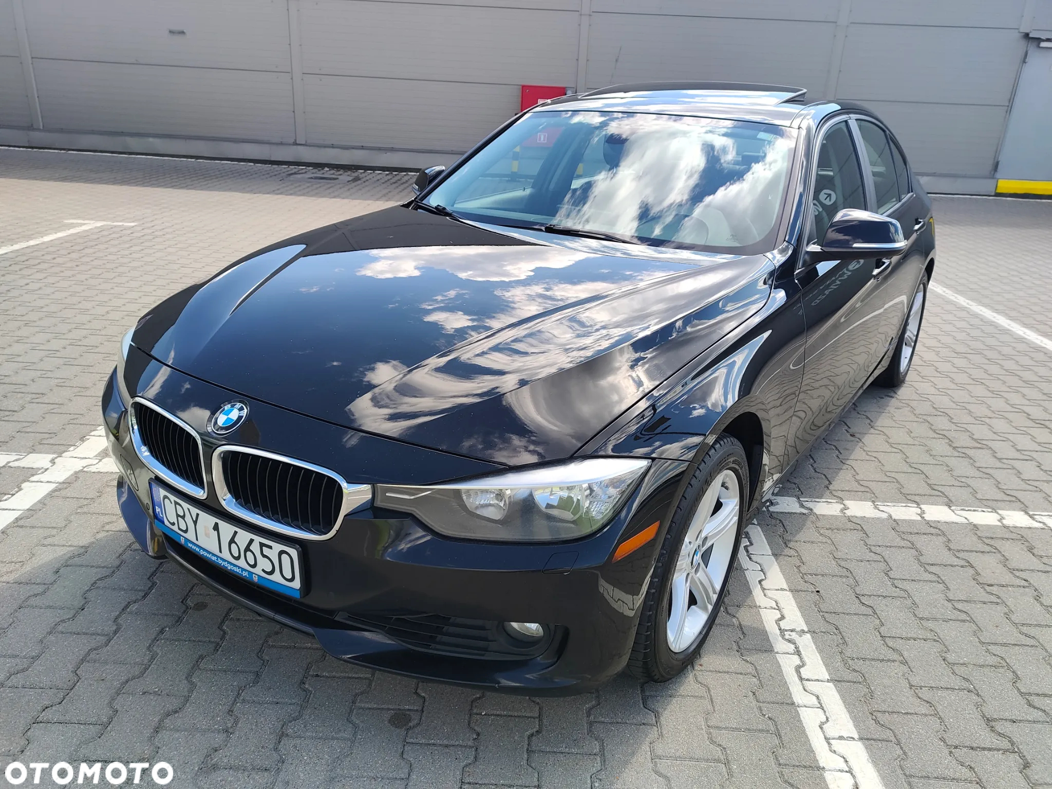 BMW Seria 3 328i xDrive Luxury Line - 3