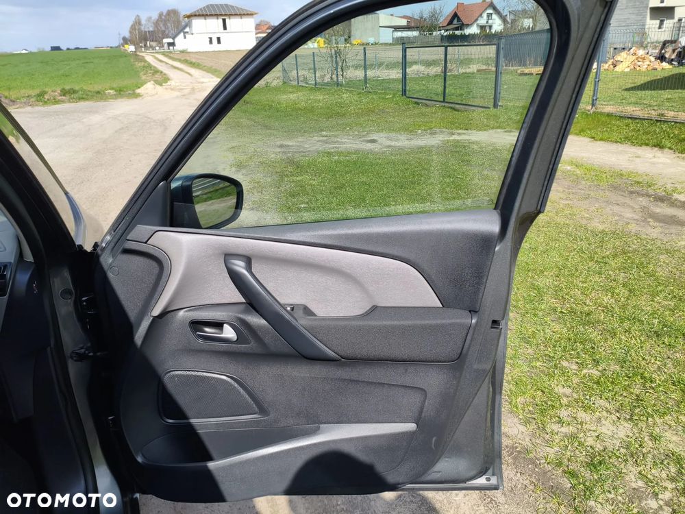 Citroën C4 Grand Picasso - 19