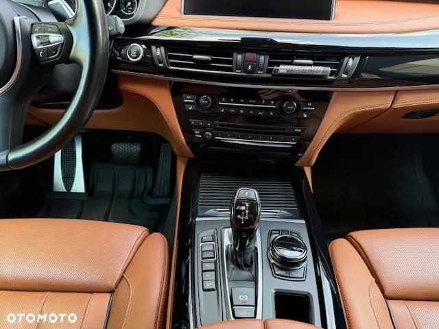 BMW X5 M M50d - 15