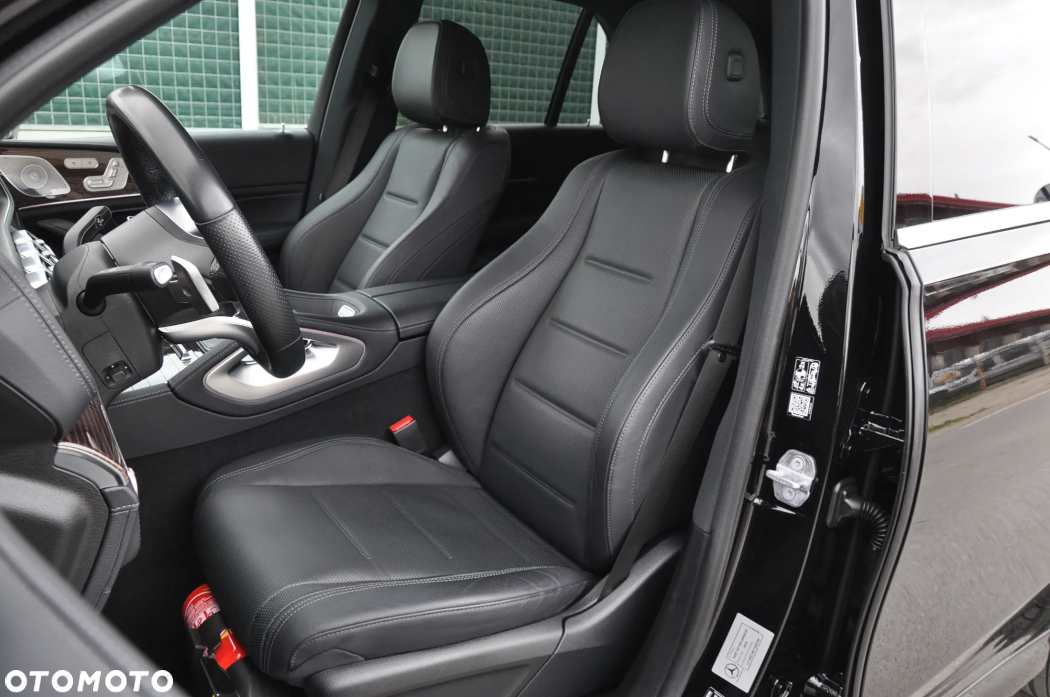 Mercedes-Benz GLE - 25