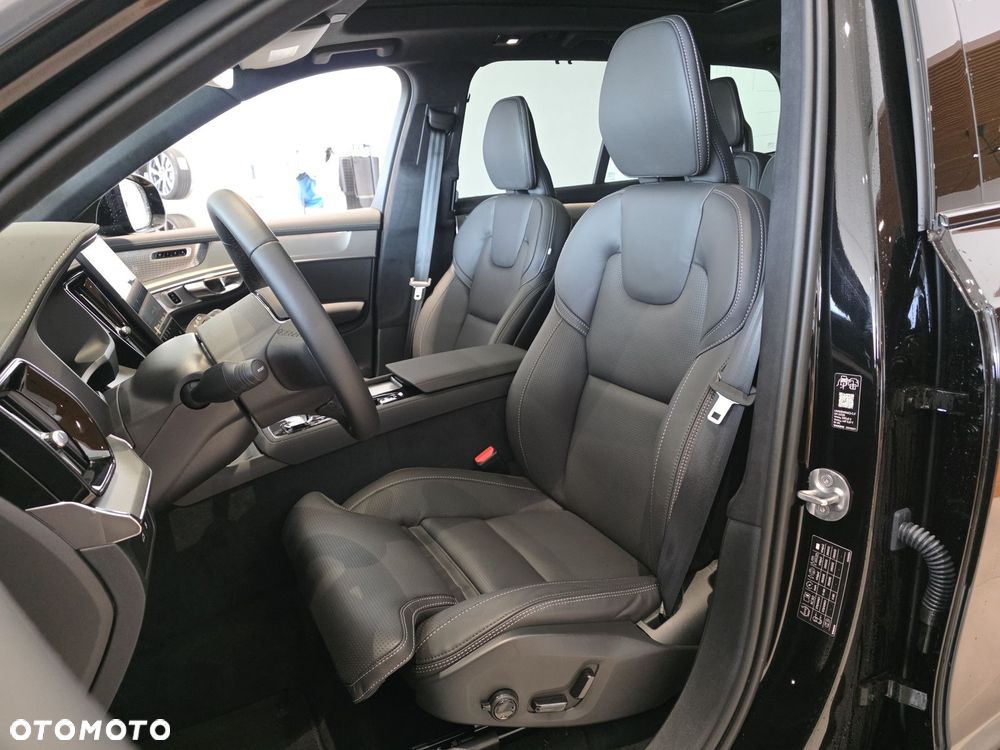 Volvo XC 90 - 35