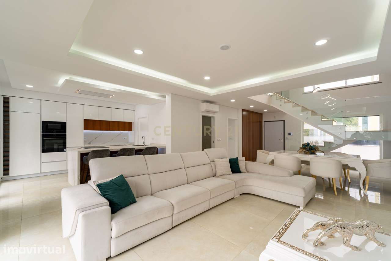 Moradia T4 com Piscina | Marisol - Grande imagem: 4/43