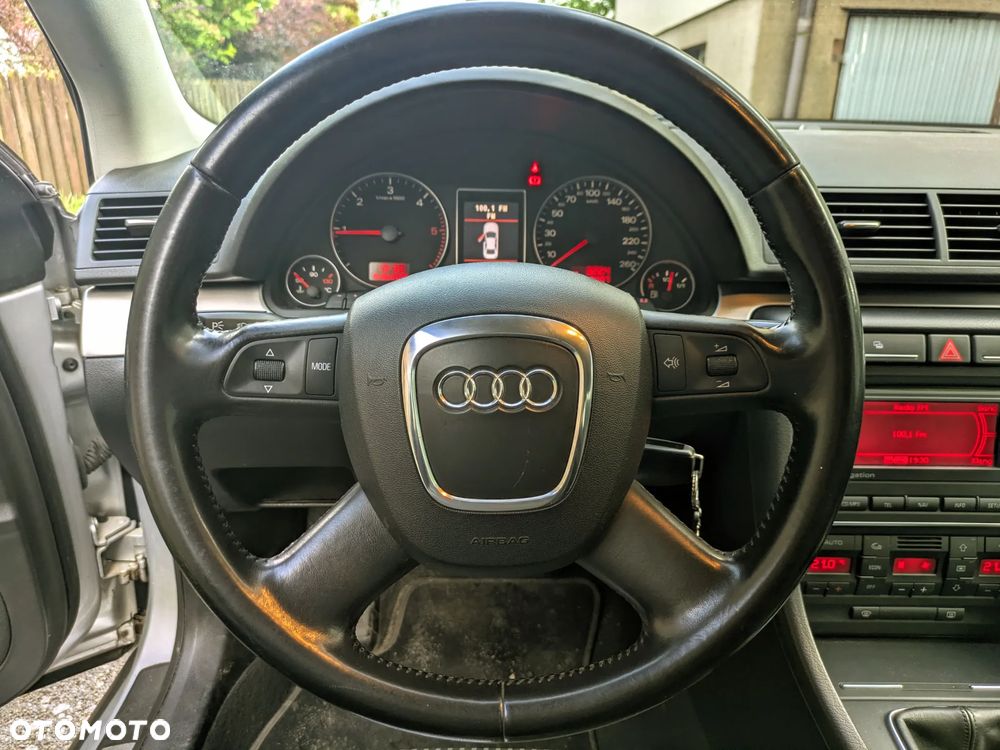 Audi A4 Avant 2.0 TDI - 11