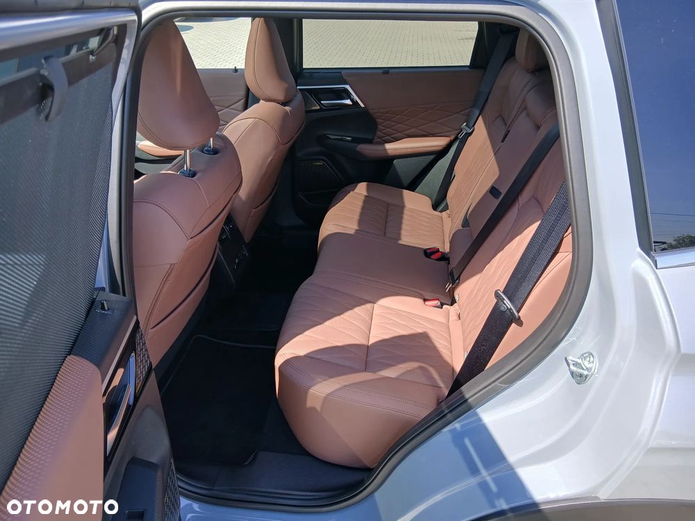 Mitsubishi Outlander Instyle Plus - 6