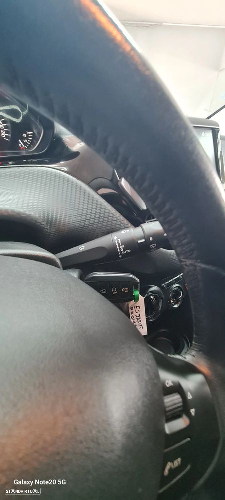 Peugeot 208 - 9