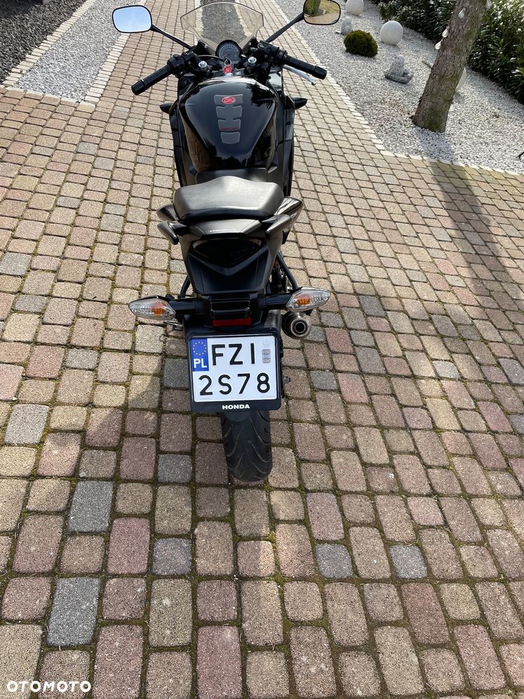 Honda CBR - 7