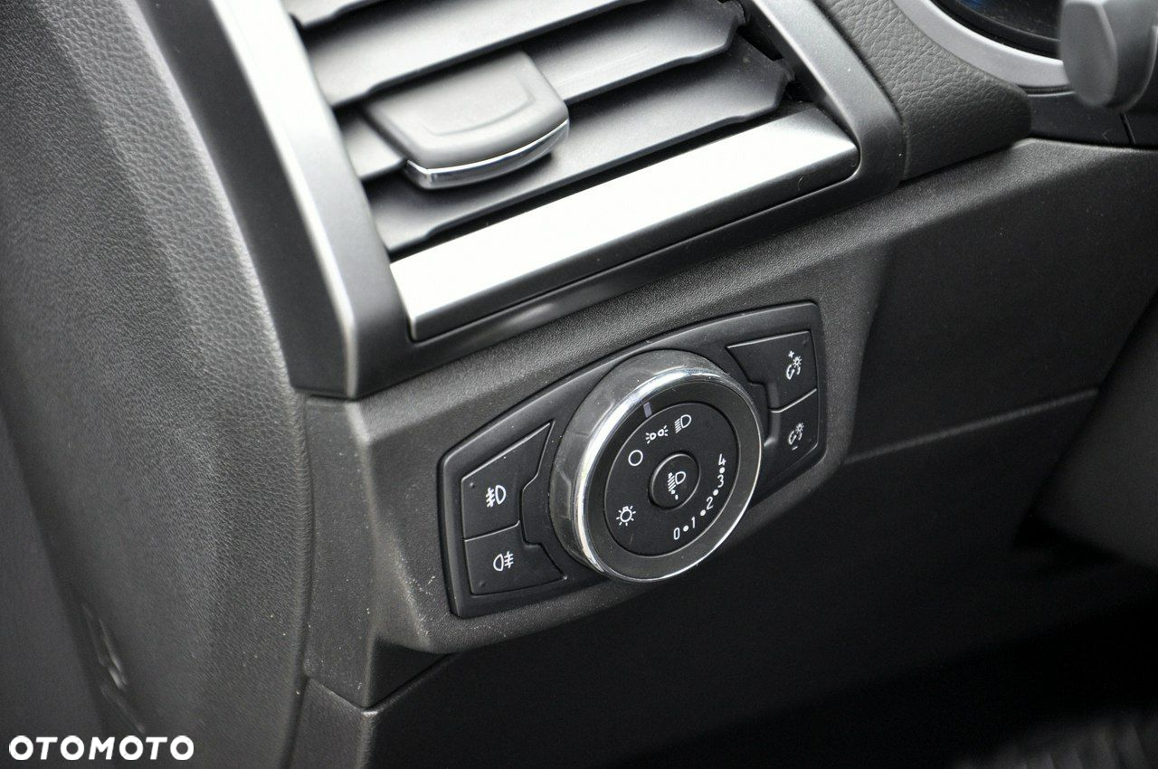 Ford Mondeo - 15
