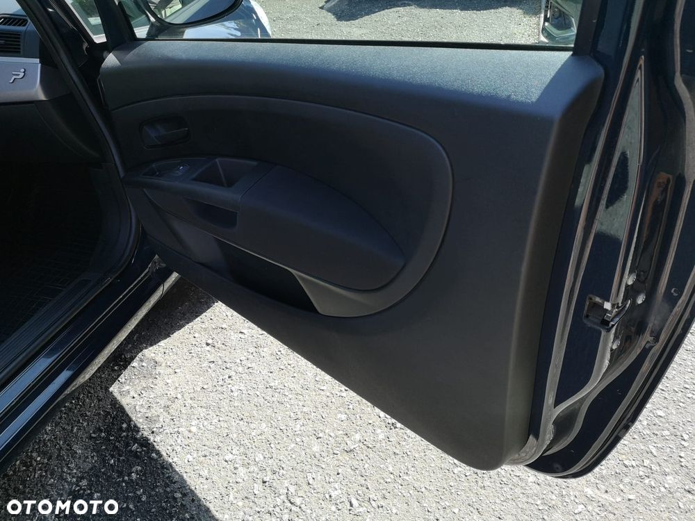 Fiat Punto 1.2 8V - 16