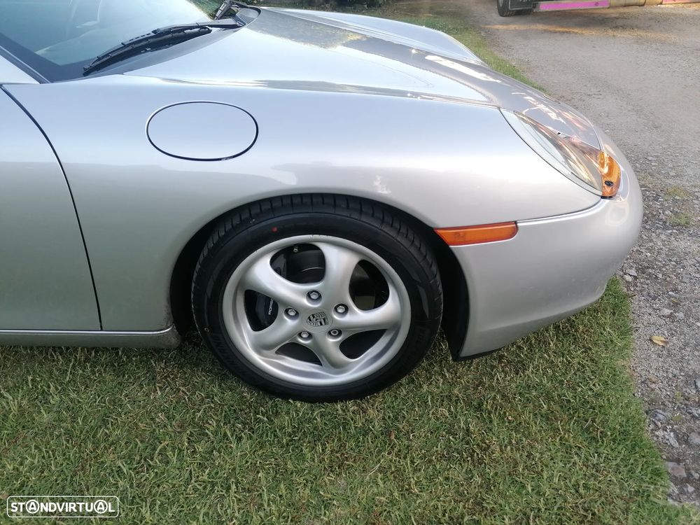Porsche Boxster 2.5 - 5