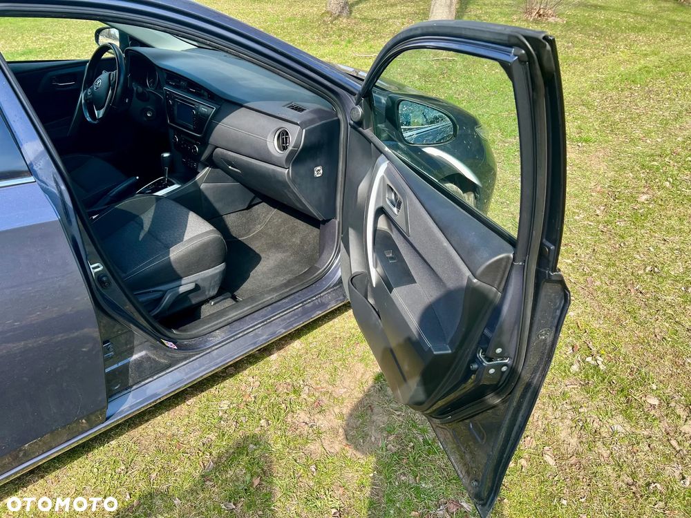 Toyota Auris 1.6 Valvematic Multidrive S Executive - 18