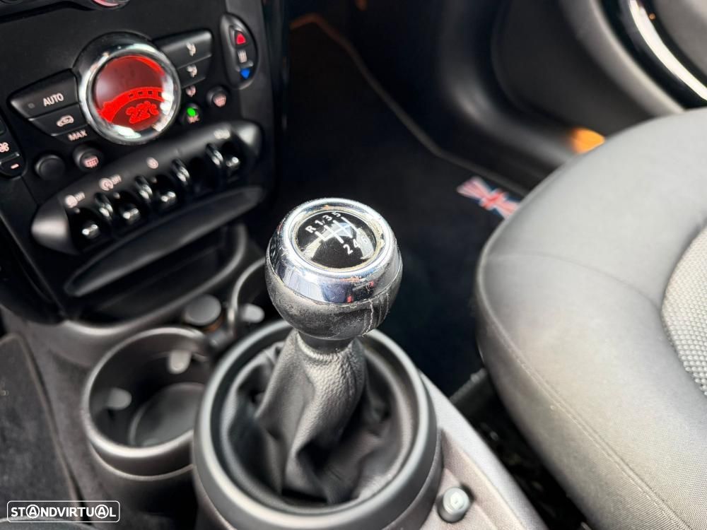 MINI Countryman Cooper D - 19