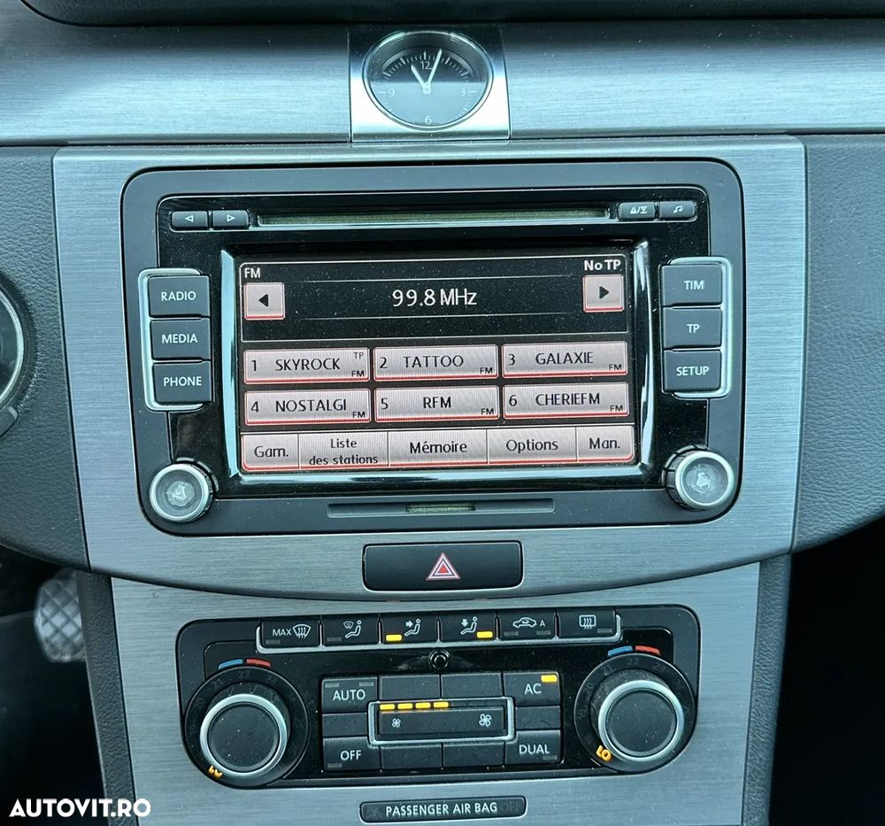 Volkswagen Passat - 19