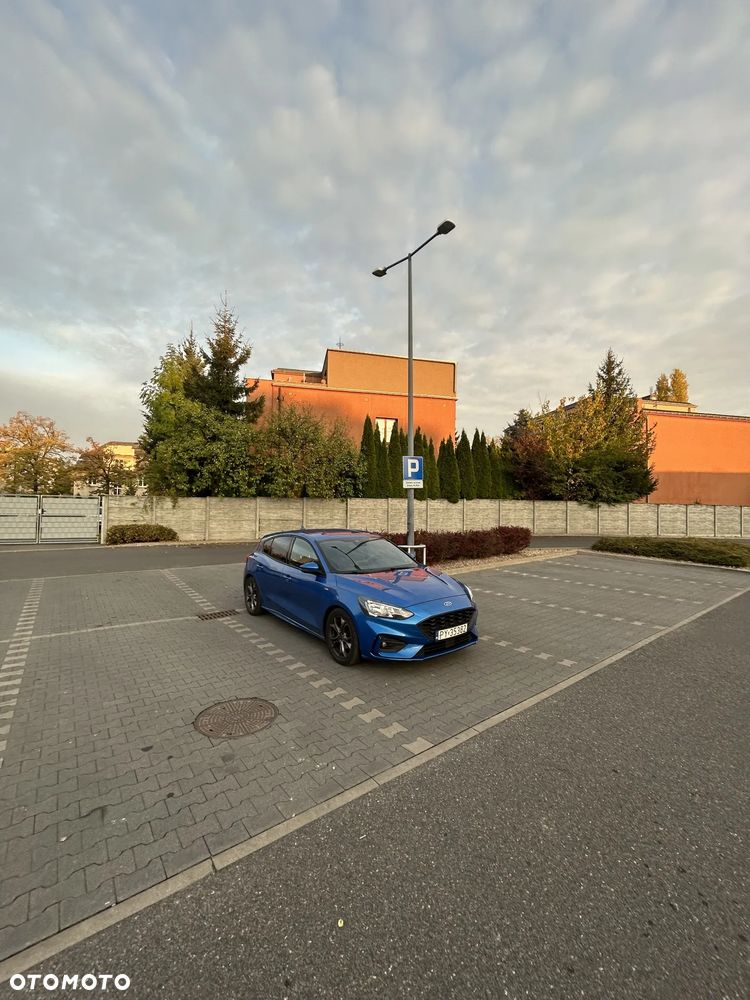 Ford Focus - 1