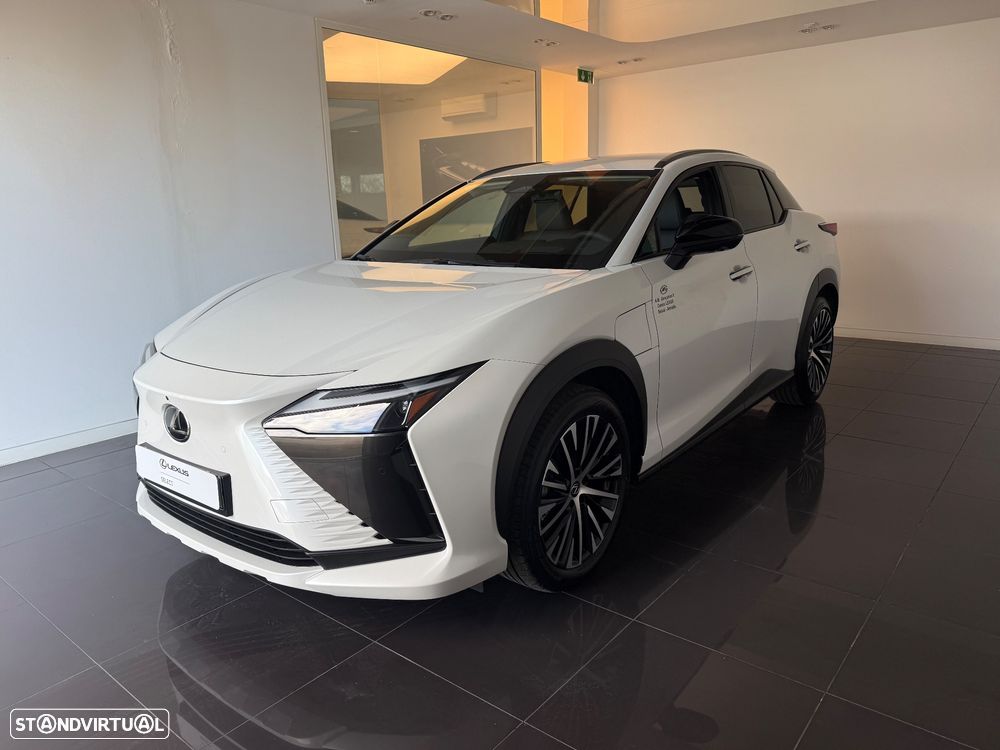 Lexus RZ 300e Premium - 3