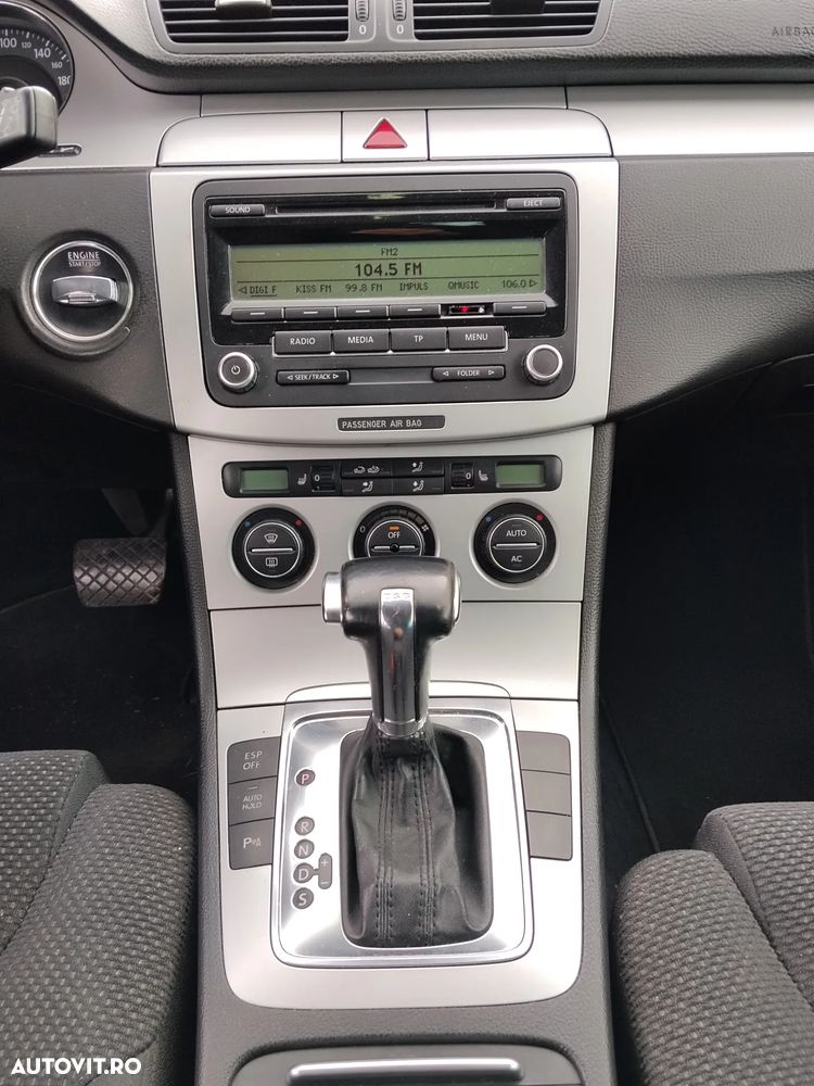 Volkswagen Passat 2.0 TDI Highline DPF DSG - 11