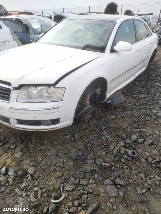 Dezmembrez Audi A8 3.0i 8E - 2