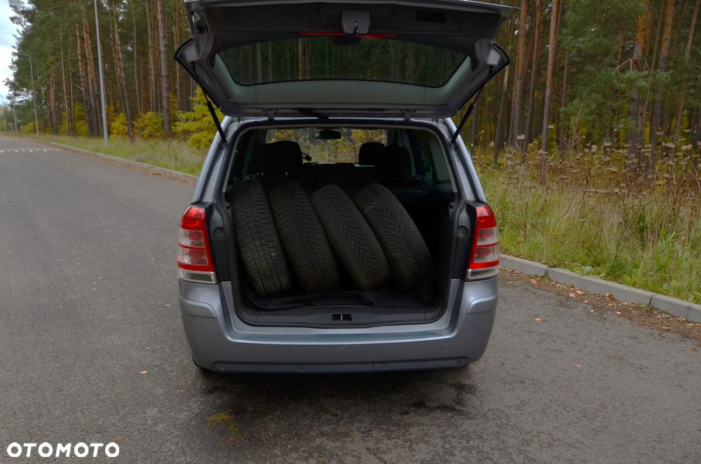 Opel Zafira 1.8 Cosmo - 5