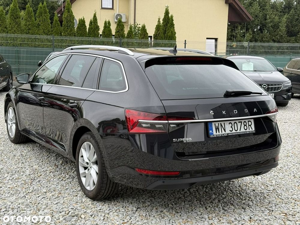 Skoda Superb 2.0 TDI SCR Ambition - 10