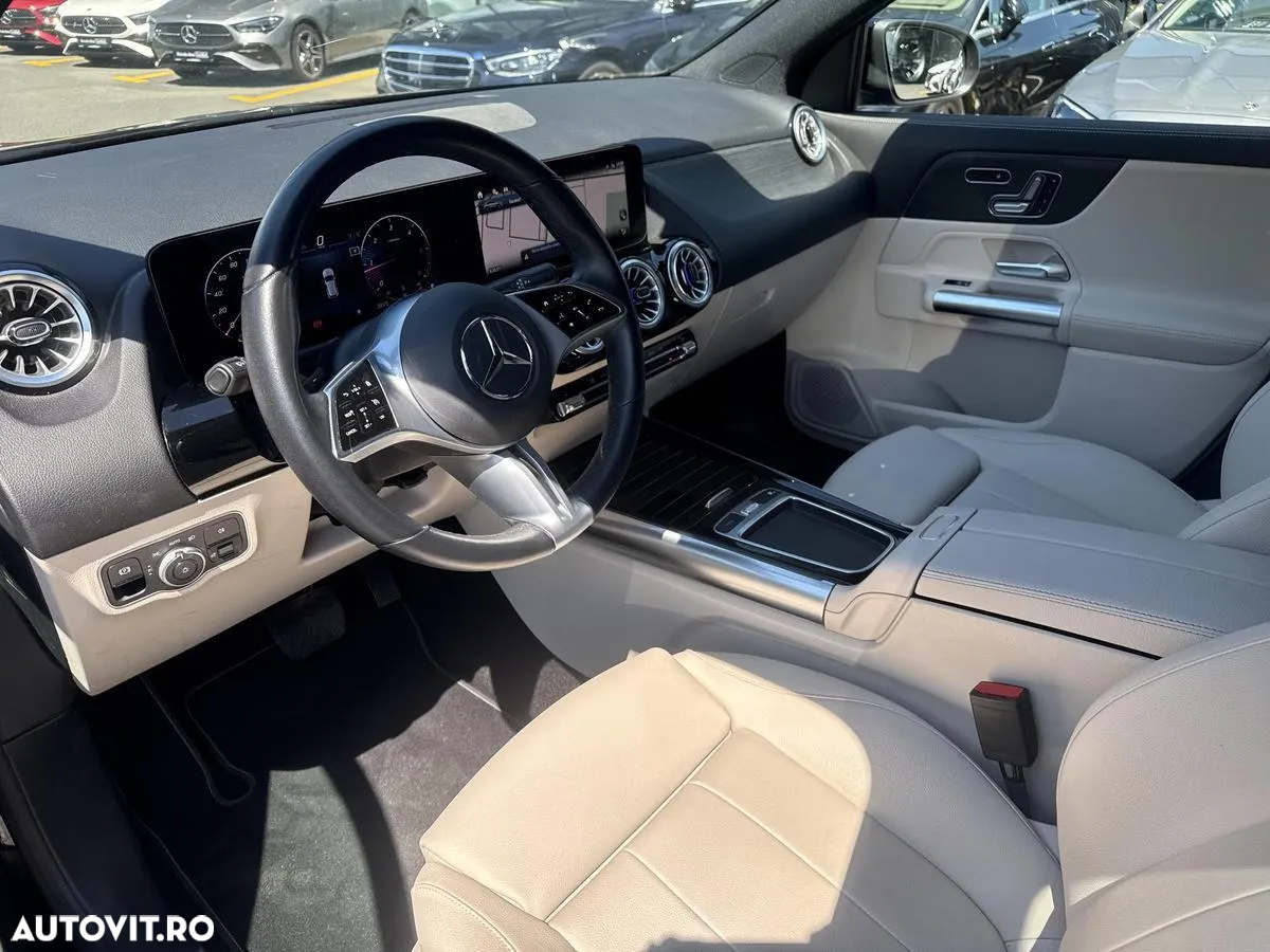 Mercedes-Benz GLA 200 d 4Matic 8G-DCT - 9